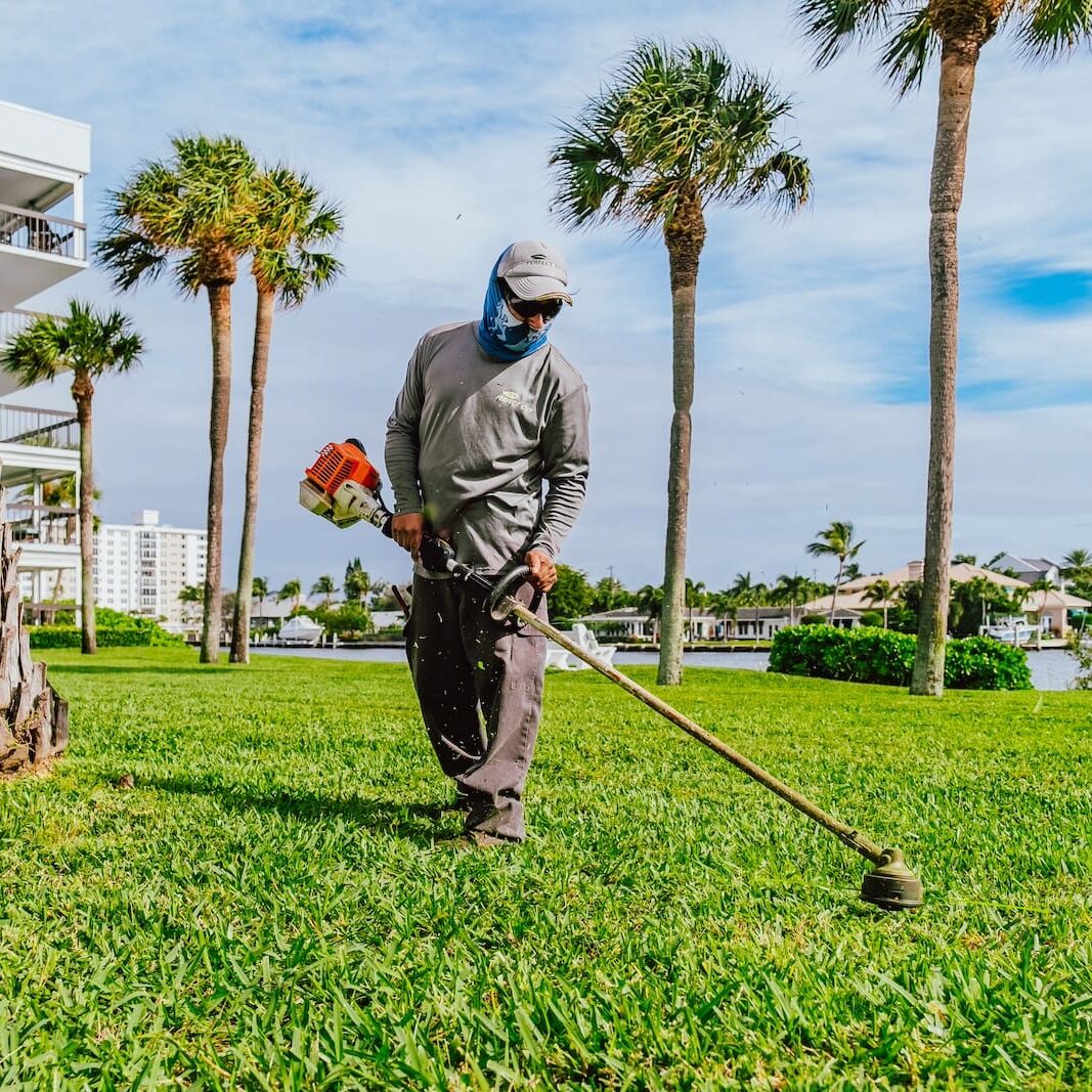 Lake Worth, FL Commercial Landscape Maintenance Lake Worth, FL Commercial Landscape Maintenance